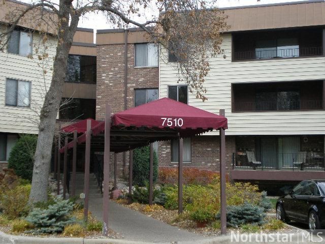 7510 Cahill Rd #108B, Edina, MN 55439