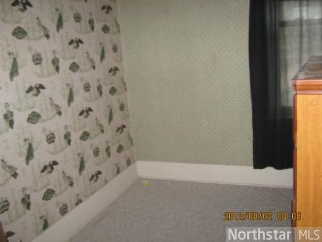 1066 S Cedar Ave, Owatonna, MN 55060