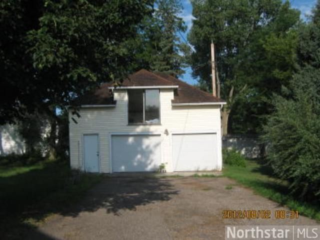 1066 S Cedar Ave, Owatonna, MN 55060