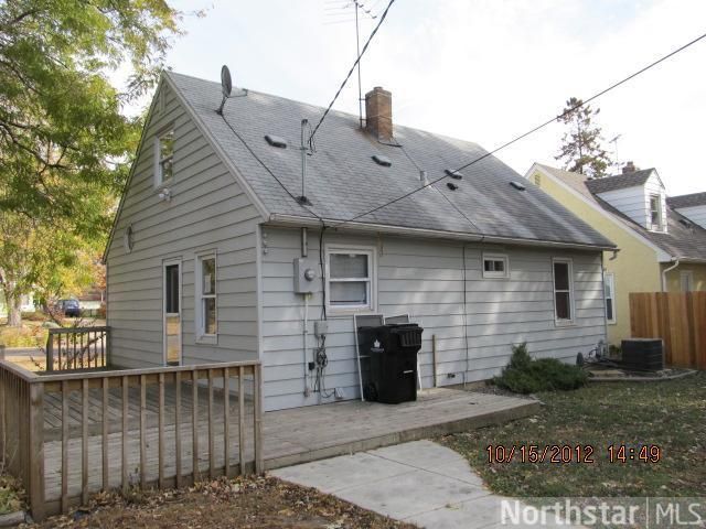 1855 Barclay St, Maplewood, MN 55109