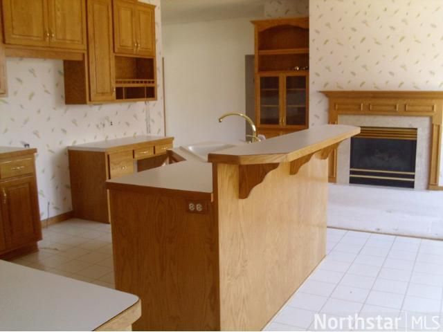2355 E Rum River Dr S, Cambridge, MN 55008