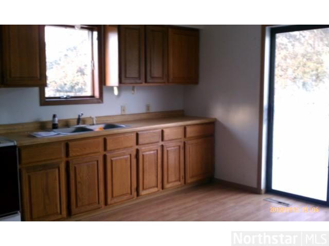 23390 Union Trl, Belle Plaine, MN 56011