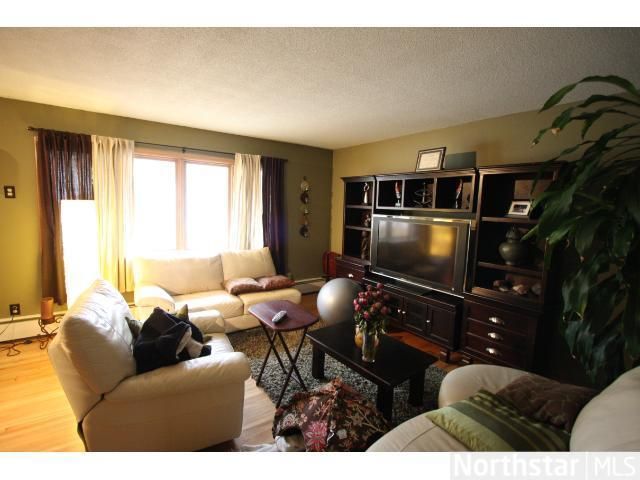2204 W 56th St, Minneapolis, MN 55419