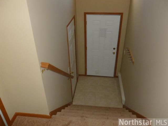 1340 Yorkshire Ln, Shakopee, MN 55379