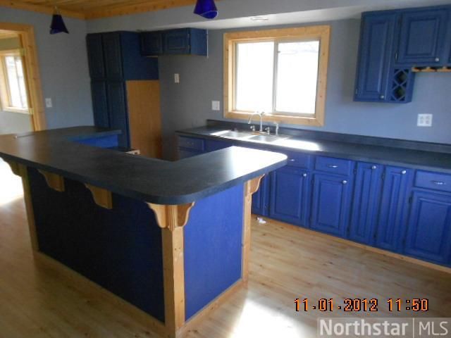 4739 Bedford Rd, Mound, MN 55364