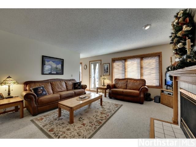 7325 Moonlight Ln, Eden Prairie, MN 55346