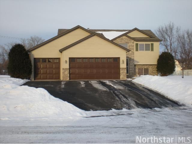 220 Sundance Rd, Sartell, MN 56377