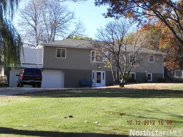 11510 Flintwood St NW, Coon Rapids, MN 55448