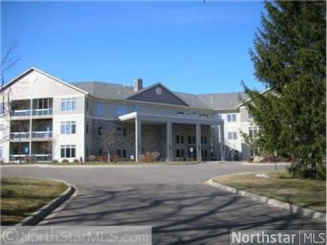 5200 Pathways Ave #214, White Bear Lake, MN 55110