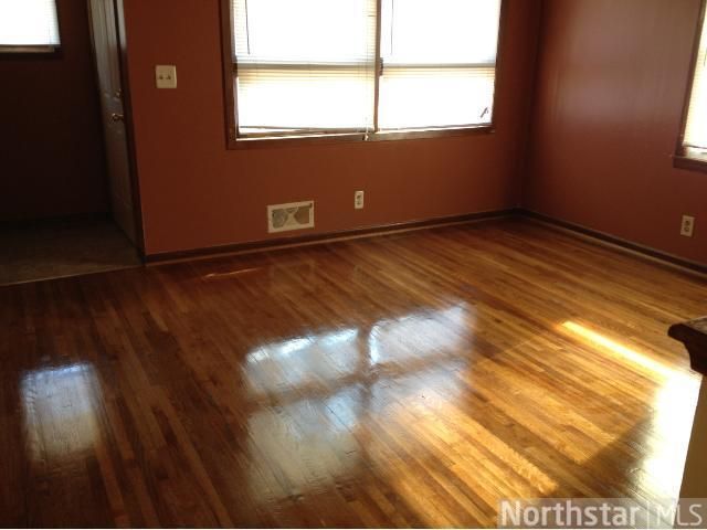 3825 Oregon Ave N, New Hope, MN 55427