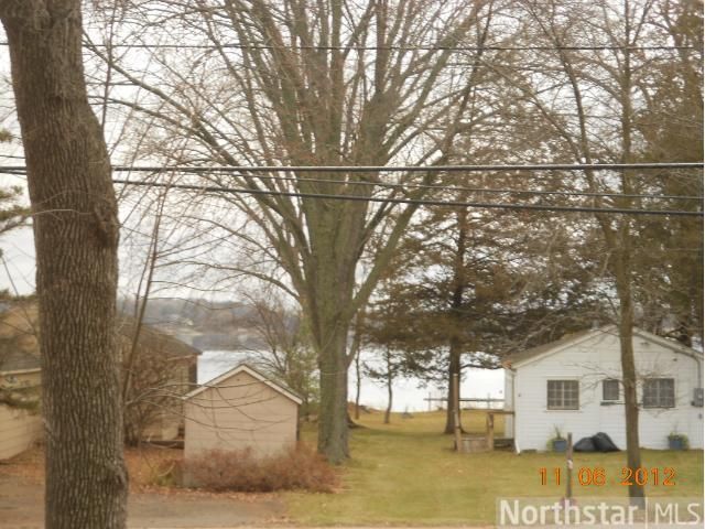 856 North Shore Dr, Forest Lake, MN 55025
