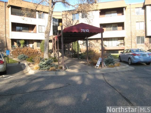 7510 Cahill Rd #301B, Edina, MN 55439