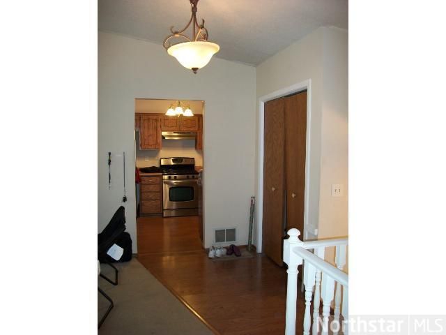925 W River Rd, Champlin, MN 55316