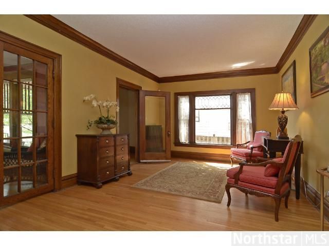 2824 Humboldt Ave S, Minneapolis, MN 55408