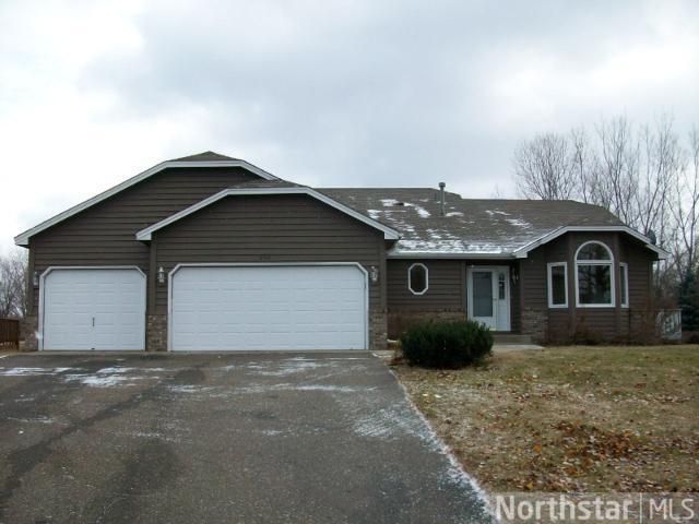 11541 Alder St NW, Coon Rapids, MN 55448
