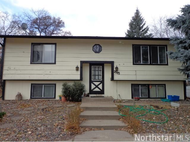 2593 Spruce St, Little Canada, MN 55117