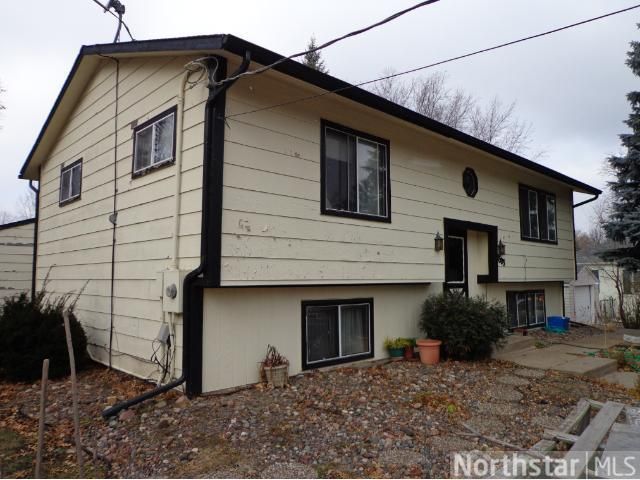 2593 Spruce St, Little Canada, MN 55117