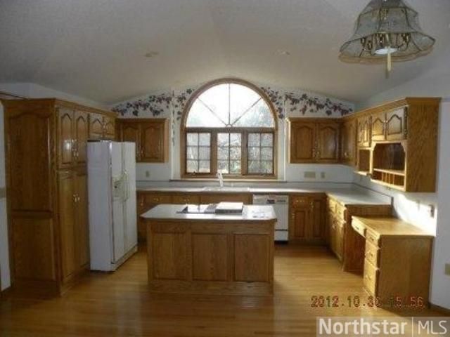 111 Eischens Ln, Jordan, MN 55352
