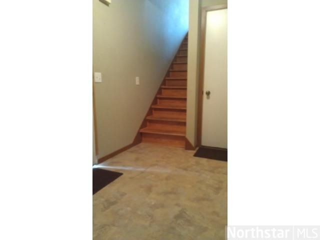 17490 Pond Cir, Eden Prairie, MN 55346
