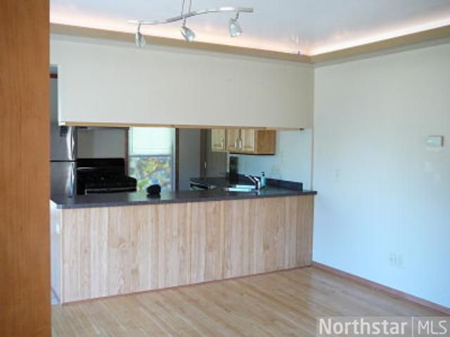 401 7th Ave SE, Minneapolis, MN 55414
