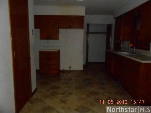 1521 6th St E, Saint Paul, MN 55106