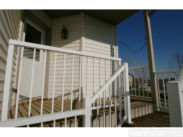 1306 Mcandrews Rd E, Burnsville, MN 55337