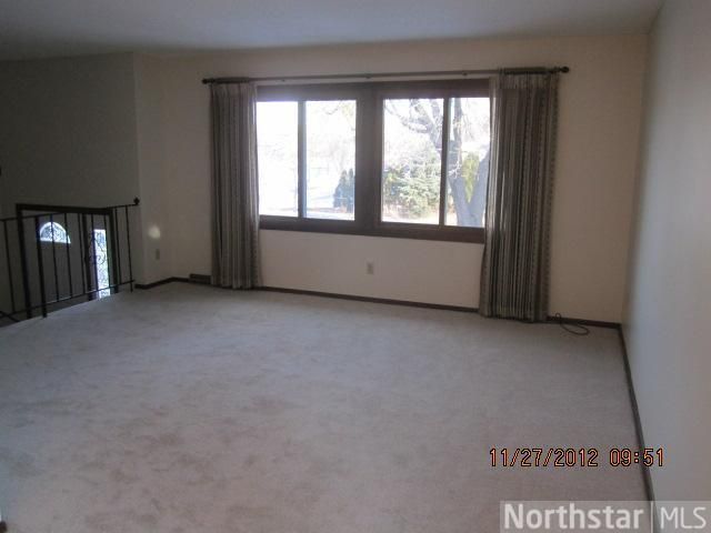848 Clover Leaf Pw NE, Blaine, MN 55434