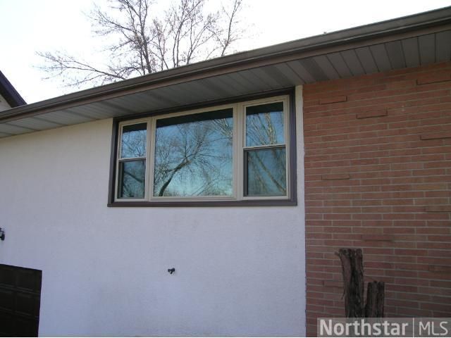 1388 Canfield Ave, Saint Paul, MN 55108