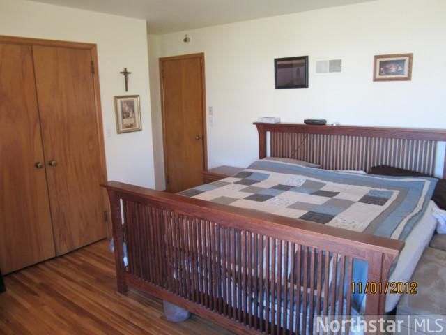 722 Ferry St, Le Sueur, MN 56058