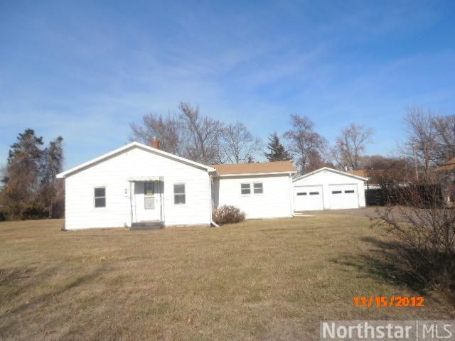 609 Cutter St, Anoka, MN 55303