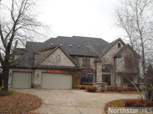 10449 Purdey Rd, Eden Prairie, MN 55347