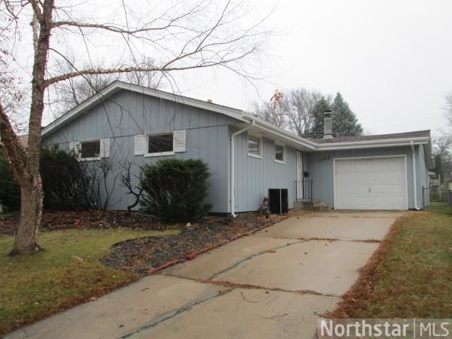 1540 Winchell St, Saint Paul, MN 55106