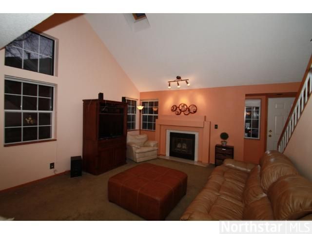 1840 Terraceview Ln N #D, Minneapolis, MN 55447