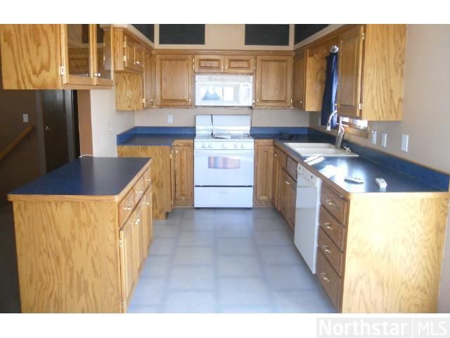 3121 Xkimo St NW, Anoka, MN 55303