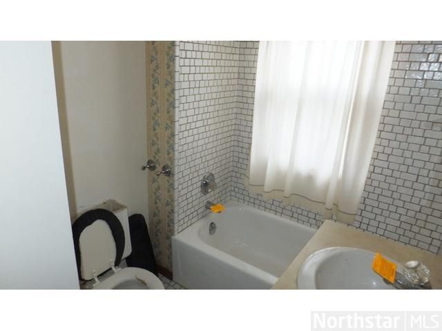 188 Hurley Ave E, West Saint Paul, MN 55118