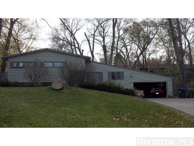 2909 Idaho Ave N, Crystal, MN 55427