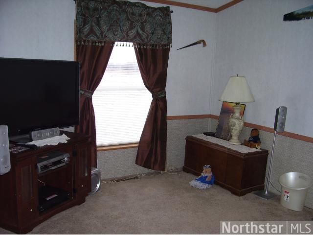 18728 100th Ave, Milaca, MN 56353
