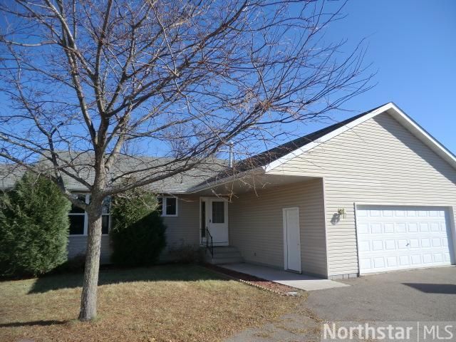 27119 Quinlan Ave, Lindstrom, MN 55045
