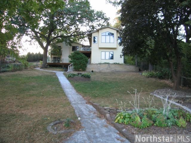 3300 Owasso Heights Rd, Shoreview, MN 55126