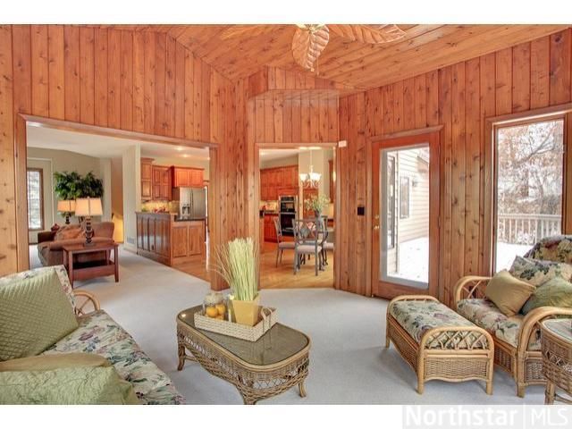7820 128th St W, Apple Valley, MN 55124