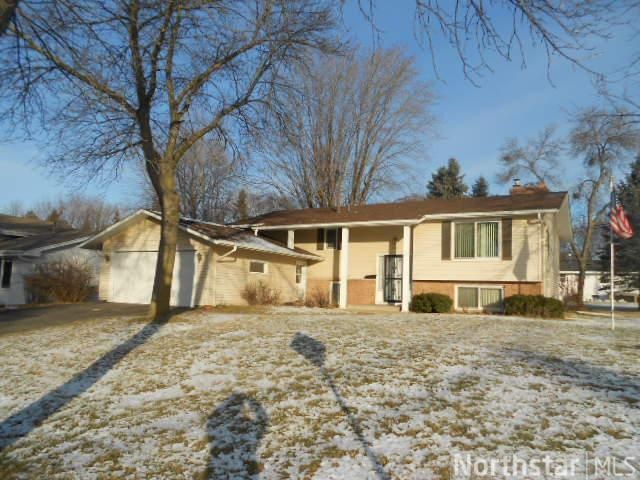 7900 37th Ave N, New Hope, MN 55427