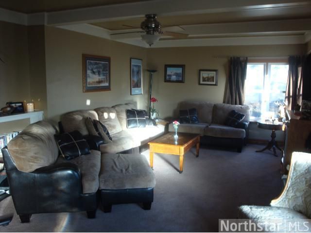 422 7th St W, Hastings, MN 55033