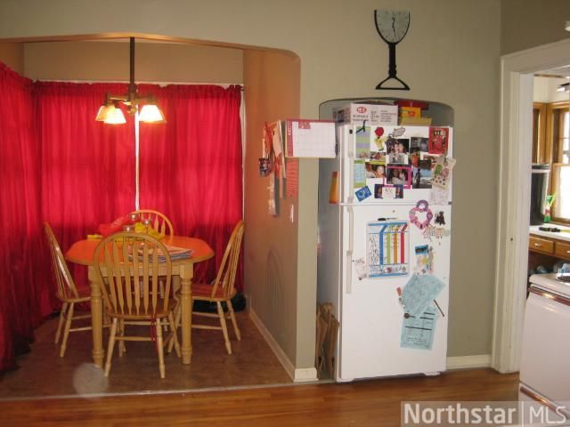 565 Annapolis St E, West Saint Paul, MN 55118