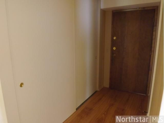 4401 Parklawn Ave #203, Edina, MN 55435