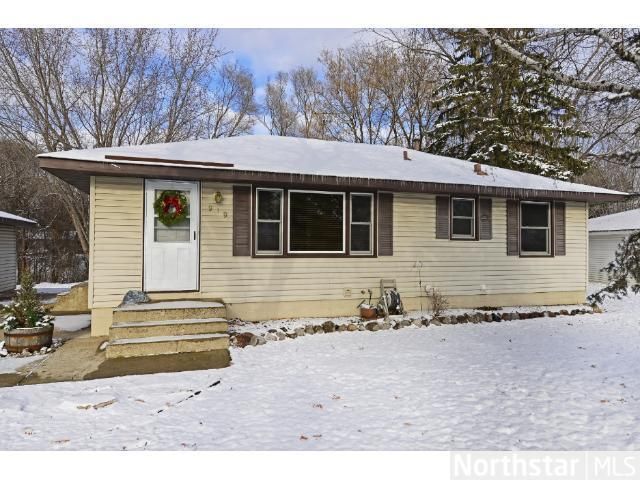 919 111th Ave NW, Coon Rapids, MN 55448