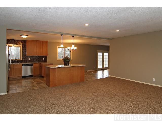13938 Gauntlet Ct, Apple Valley, MN 55124