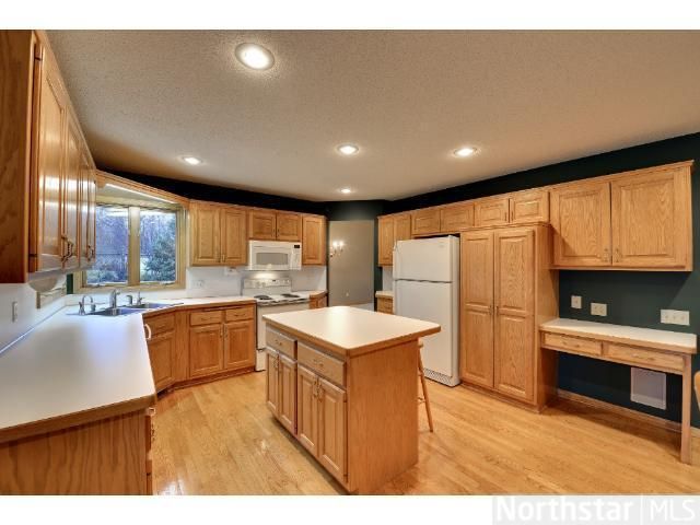 4335 Weston Ln N, Minneapolis, MN 55446