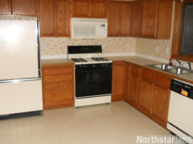 4555 102nd Ave NE, Circle Pines, MN 55014