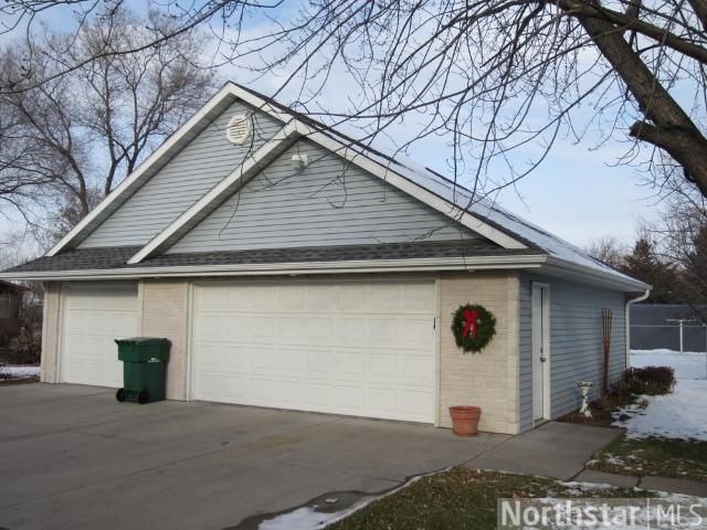 8754 Main Ave, Clear Lake, MN 55319