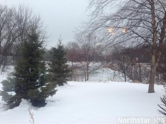 3427 Greenbrier St, Vadnais Heights, MN 55127